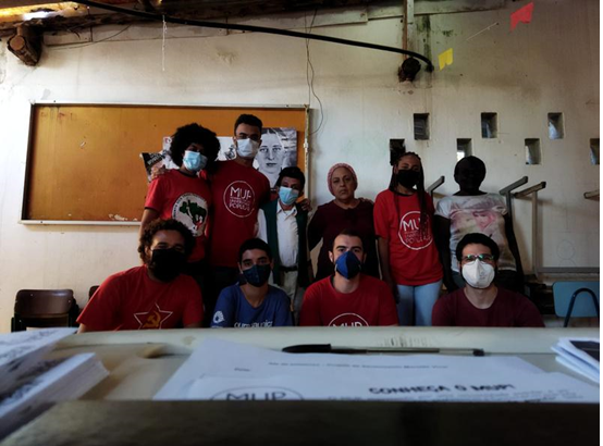 Reunião no Acampamento Mareille Vive