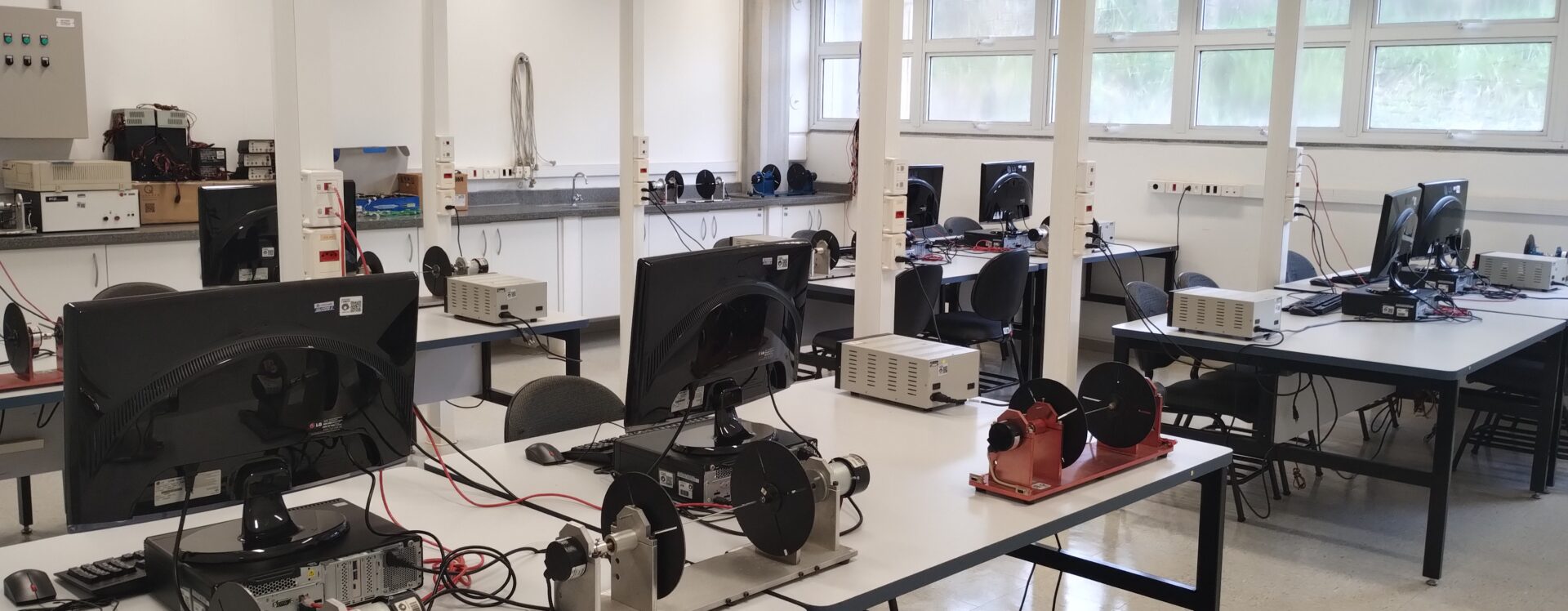 GRAD - Engenharia de Controle e Automação - Imagem 2