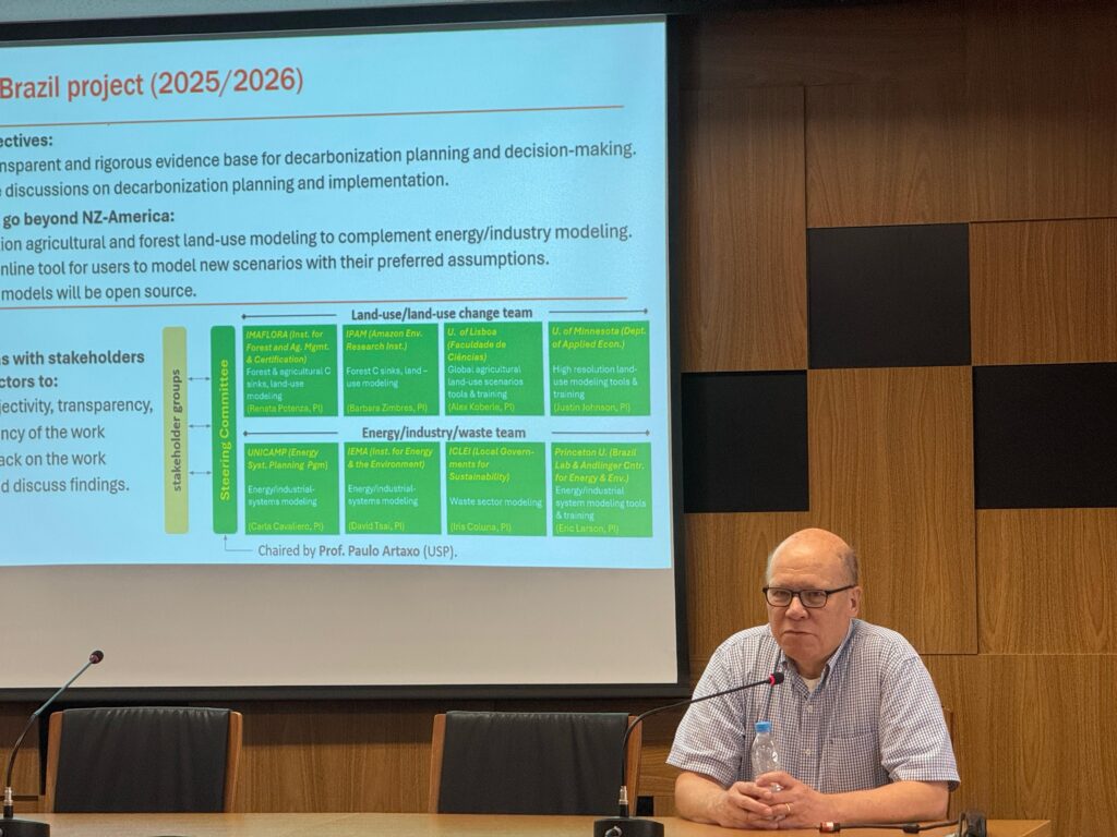 PSE - Notícias - PSE e FEMUNICAMP recebem Prof. Eric Larson para palestra sobre Net-zero 1