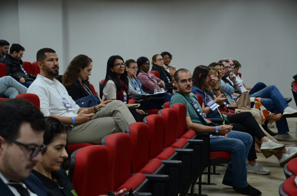 Parceria FEM e CAMEJA recebe prêmio Best Paper Award no Symposium on Sustainability in the Curriculum and Operations of Universities in Brazil