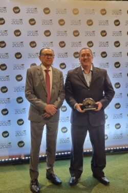 Noticia-UNICAMP-recebe-o-Premio-Revista-Ferroviaria-20-como-a-melhor-Instituicao-de-Ensino-na-Area-Ferroviaria